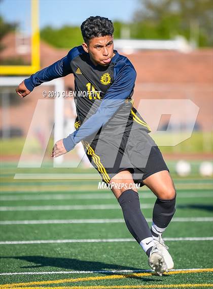 Thumbnail 1 in Issaquah @ Mariner (WIAA 4A Wes-King 3rd Place) photogallery.