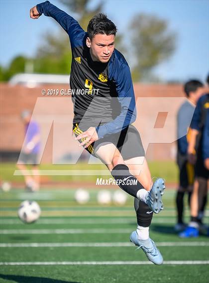 Thumbnail 3 in Issaquah @ Mariner (WIAA 4A Wes-King 3rd Place) photogallery.