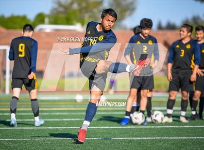 Thumbnail 3 in Issaquah @ Mariner (WIAA 4A Wes-King 3rd Place) photogallery.