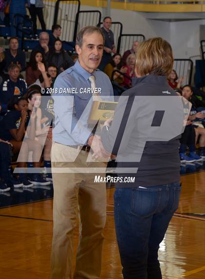 Thumbnail 3 in Our Lady of Lourdes vs. Ossining (Section 1 Class AA Final) photogallery.