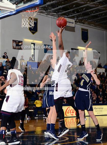 Thumbnail 2 in Our Lady of Lourdes vs. Ossining (Section 1 Class AA Final) photogallery.