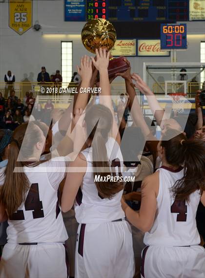 Thumbnail 2 in Our Lady of Lourdes vs. Ossining (Section 1 Class AA Final) photogallery.