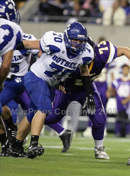 Thumbnail 2 in Bothell vs Issaquah (Emerald City Kick-off Classic) photogallery.