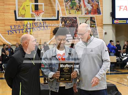 Thumbnail 2 in Oak Hill Academy vs Mater Dei (Les Schwab Invitational) photogallery.