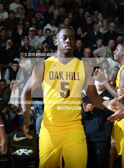 Thumbnail 2 in Oak Hill Academy vs Mater Dei (Les Schwab Invitational) photogallery.