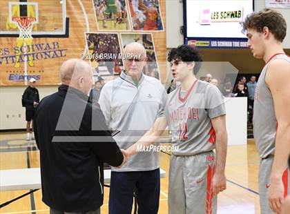 Thumbnail 3 in Oak Hill Academy vs Mater Dei (Les Schwab Invitational) photogallery.