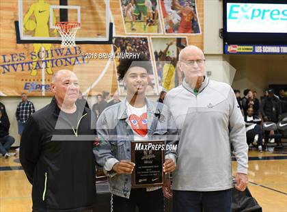 Thumbnail 3 in Oak Hill Academy vs Mater Dei (Les Schwab Invitational) photogallery.