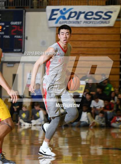 Thumbnail 3 in Oak Hill Academy vs Mater Dei (Les Schwab Invitational) photogallery.