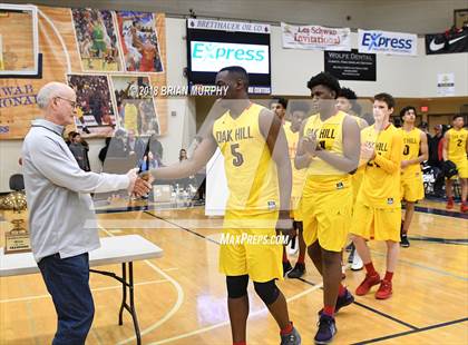 Thumbnail 1 in Oak Hill Academy vs Mater Dei (Les Schwab Invitational) photogallery.
