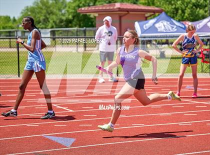 Thumbnail 2 in Lake Houston Conquerors Invitational (4x200M) photogallery.