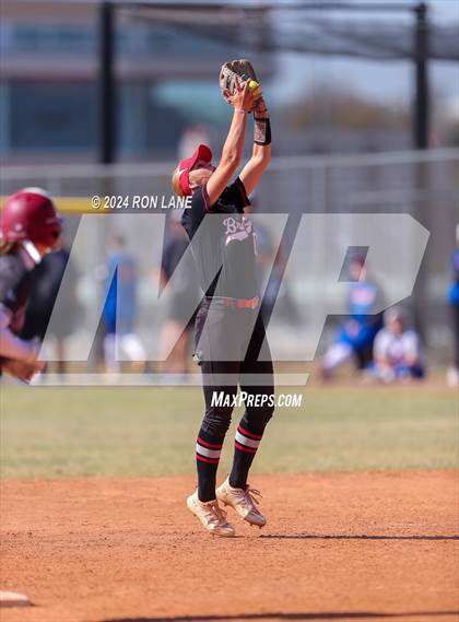Thumbnail 1 in Edmond Memorial vs Mustang (OSSAA 6A Quarterfinal) photogallery.