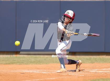 Thumbnail 2 in Edmond Memorial vs Mustang (OSSAA 6A Quarterfinal) photogallery.