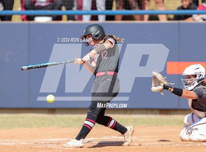 Thumbnail 3 in Edmond Memorial vs Mustang (OSSAA 6A Quarterfinal) photogallery.