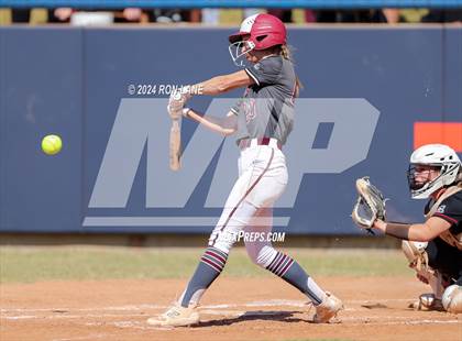 Thumbnail 2 in Edmond Memorial vs Mustang (OSSAA 6A Quarterfinal) photogallery.