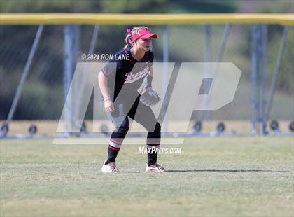 Thumbnail 2 in Edmond Memorial vs Mustang (OSSAA 6A Quarterfinal) photogallery.