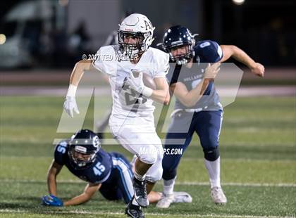 Thumbnail 3 in Bellarmine College Prep vs. Archbishop Mitty photogallery.