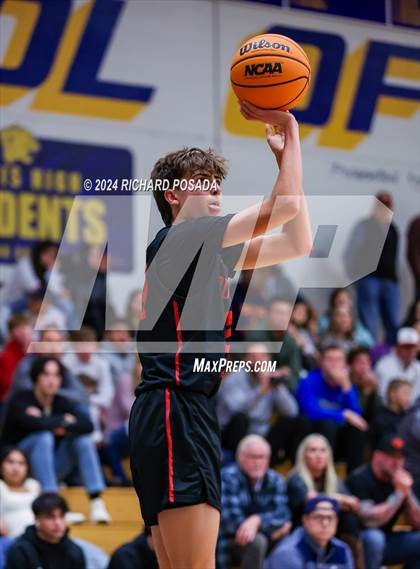 Thumbnail 2 in Buchanan vs. Sanger photogallery.