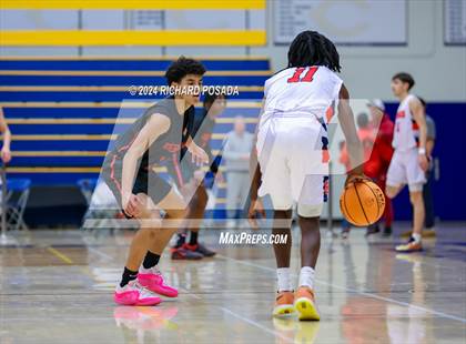Thumbnail 3 in Buchanan vs. Sanger photogallery.