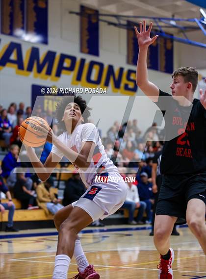 Thumbnail 1 in Buchanan vs. Sanger photogallery.