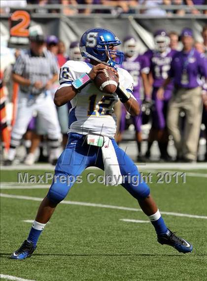 Thumbnail 1 in Oscar Smith vs. Pickerington Central (Kirk Herbstreit National Kickoff Classic) photogallery.
