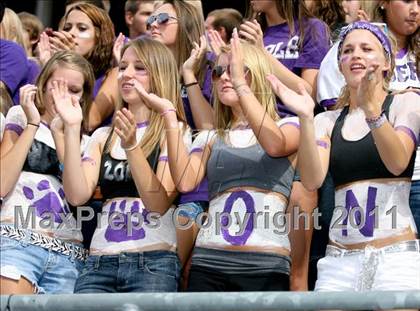 Thumbnail 2 in Oscar Smith vs. Pickerington Central (Kirk Herbstreit National Kickoff Classic) photogallery.