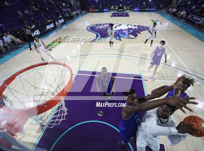 Thumbnail 2 in Canterbury vs Tampa Catholic (City of Palms Classic) photogallery.