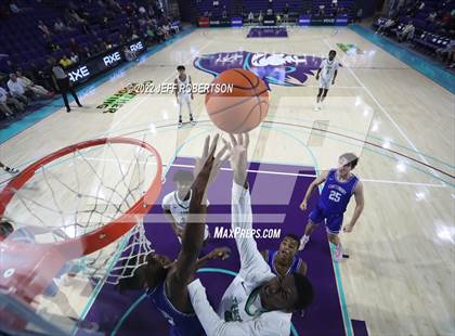 Thumbnail 1 in Canterbury vs Tampa Catholic (City of Palms Classic) photogallery.