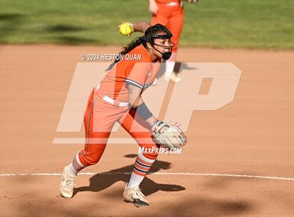 Thumbnail 2 in Saint Francis vs. Roosevelt (Michelle Carew Classic) photogallery.