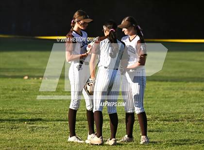 Thumbnail 2 in Saint Francis vs. Roosevelt (Michelle Carew Classic) photogallery.