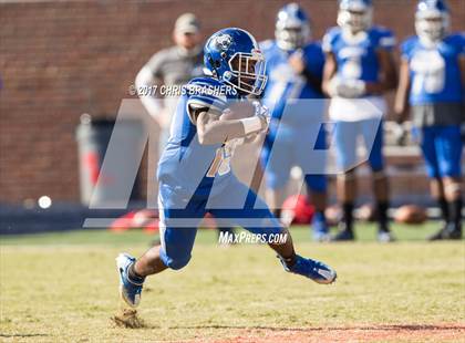 Thumbnail 3 in Jefferson Davis County vs. Yazoo County (MHSAA 3A Final) photogallery.