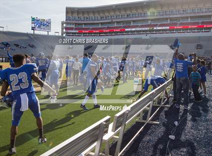 Thumbnail 2 in Jefferson Davis County vs. Yazoo County (MHSAA 3A Final) photogallery.