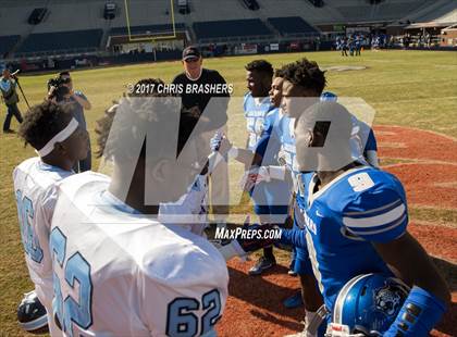 Thumbnail 2 in Jefferson Davis County vs. Yazoo County (MHSAA 3A Final) photogallery.