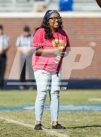 Thumbnail 1 in Jefferson Davis County vs. Yazoo County (MHSAA 3A Final) photogallery.