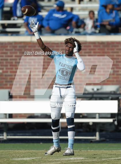 Thumbnail 3 in Jefferson Davis County vs. Yazoo County (MHSAA 3A Final) photogallery.