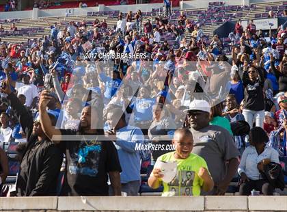 Thumbnail 3 in Jefferson Davis County vs. Yazoo County (MHSAA 3A Final) photogallery.