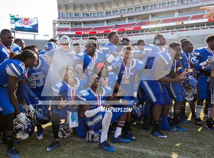 Thumbnail 3 in Jefferson Davis County vs. Yazoo County (MHSAA 3A Final) photogallery.