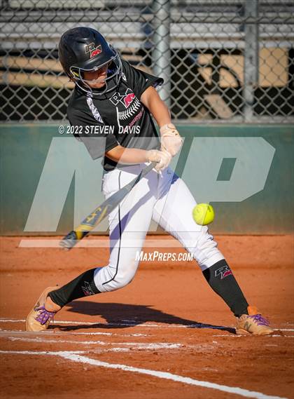 Thumbnail 2 in Chandler vs. Red Mountain photogallery.