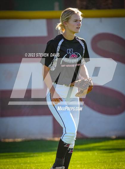 Thumbnail 2 in Chandler vs. Red Mountain photogallery.