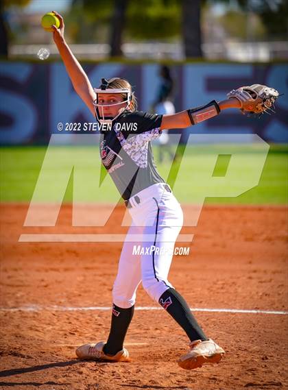 Thumbnail 2 in Chandler vs. Red Mountain photogallery.