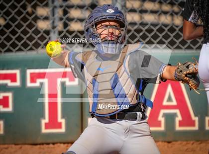 Thumbnail 2 in Chandler vs. Red Mountain photogallery.