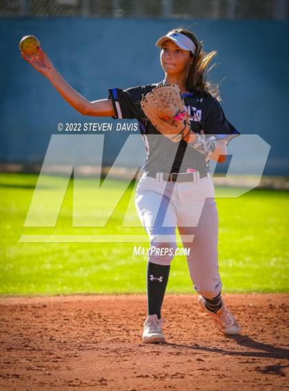Thumbnail 2 in Chandler vs. Red Mountain photogallery.