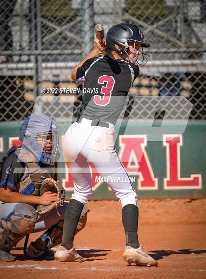 Thumbnail 3 in Chandler vs. Red Mountain photogallery.