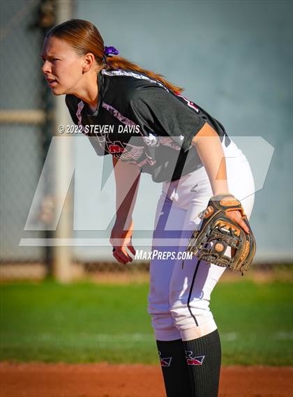 Thumbnail 2 in Chandler vs. Red Mountain photogallery.