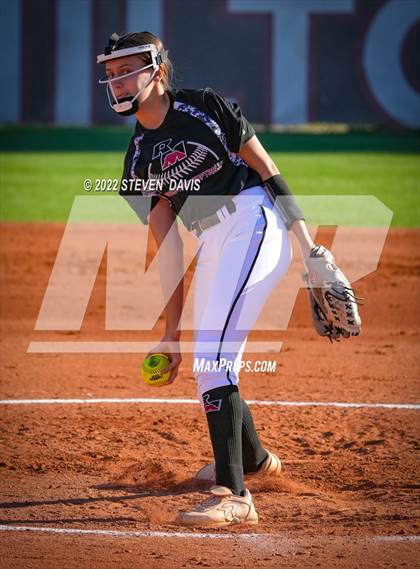 Thumbnail 3 in Chandler vs. Red Mountain photogallery.