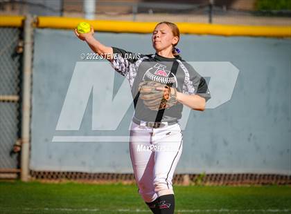 Thumbnail 2 in Chandler vs. Red Mountain photogallery.
