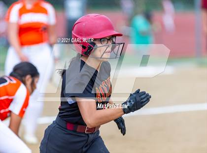 Thumbnail 3 in Rocky Mountain @ Lakewood photogallery.