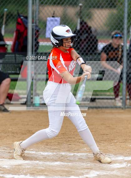 Thumbnail 3 in Rocky Mountain @ Lakewood photogallery.