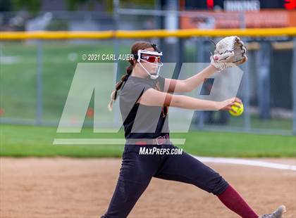 Thumbnail 3 in Rocky Mountain @ Lakewood photogallery.