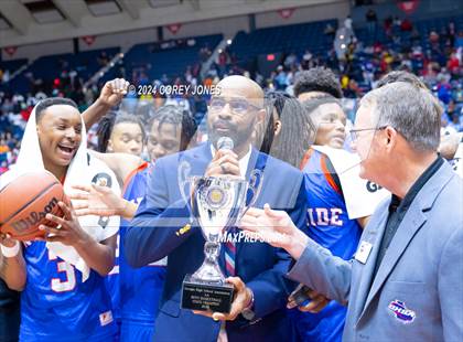 Thumbnail 2 in Westside vs Toombs County (GHSA 2A State Championship) photogallery.