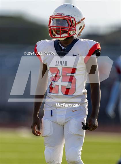 Thumbnail 1 in Houston Lamar @ Seven Lakes photogallery.